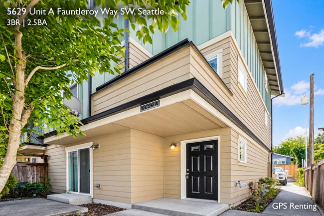 Building Photo - 5629 Fauntleroy Wy SW