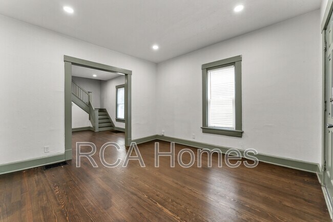 Photo - 69 N Whittier Pl