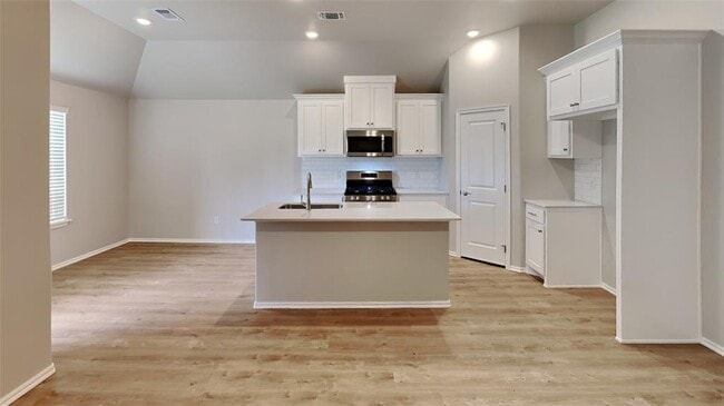 12800 Elba Dr