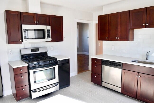 Photo - 86 Elmira St