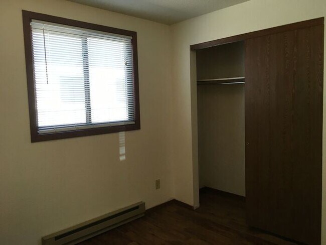 Photo - Adorable 2 Bed/1 Bath Apartment in North L...