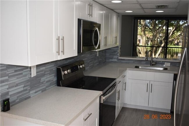 Photo - 2930 SW 87th Terrace