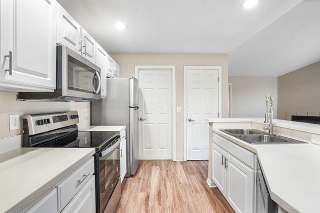 Photo - 5027 Stratford Pine Ln