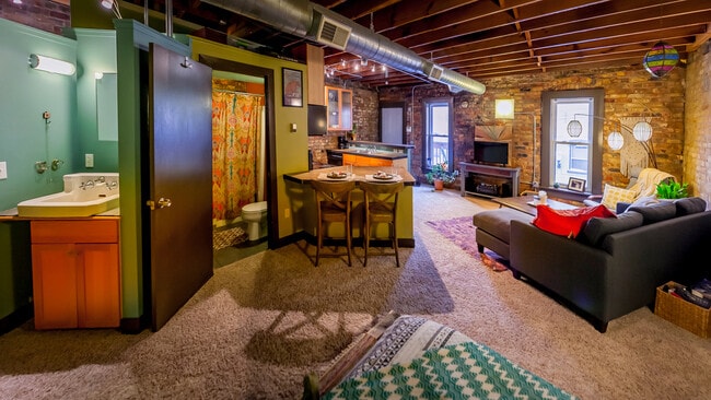 Photo - 617 E Michigan Ave Unit Loft 2