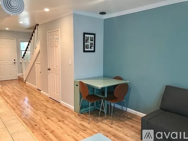 Photo - 827 Villa Ave