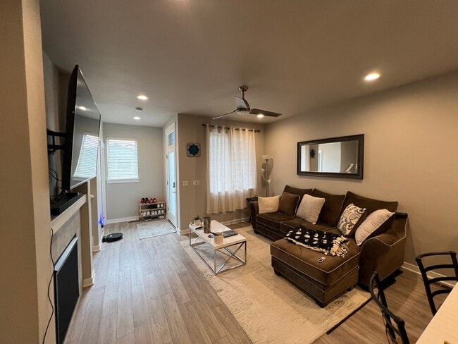 Photo - 5565 SE 80th Ave