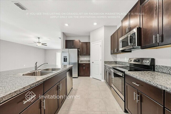 Photo - 1569 Blue Rose Dr