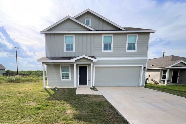 Building Photo - 703 Vermilion