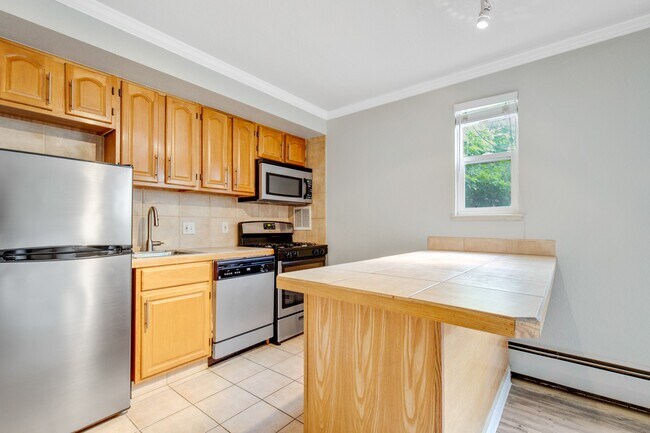 Photo - University 16