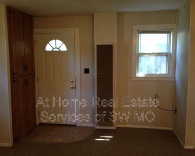 Photo - 1843-B E Monroe St