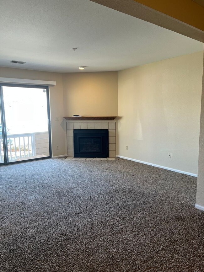 Photo - 4895 Twin Lakes Rd Unit 2