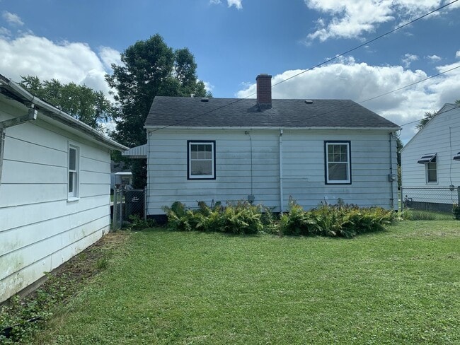 Photo - Cute 2 Bedroom on Beloit's East Side!