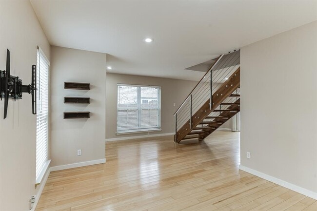 Photo - 3214 Clawson Rd