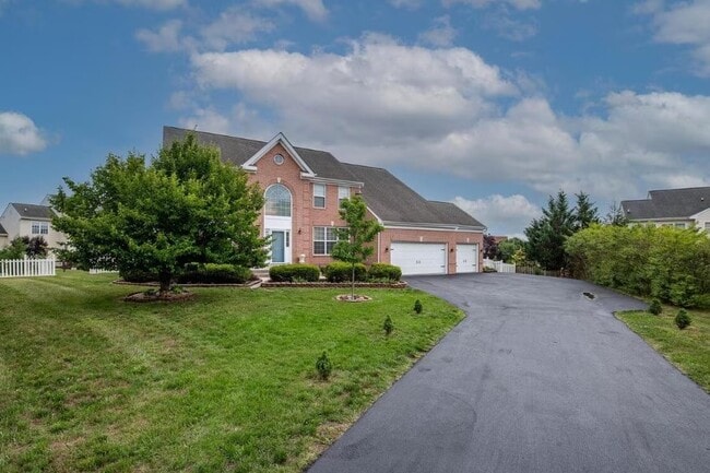 Photo - 73 Anthony Taylor Way