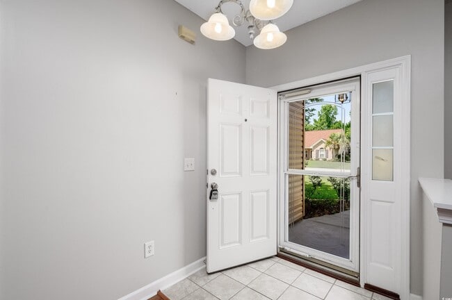 Photo - 110 Ashworth Dr