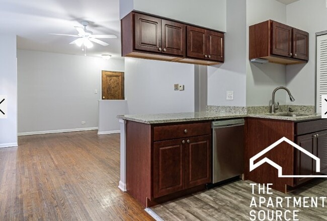 Photo - 3708 N Sheffield Ave Unit 2
