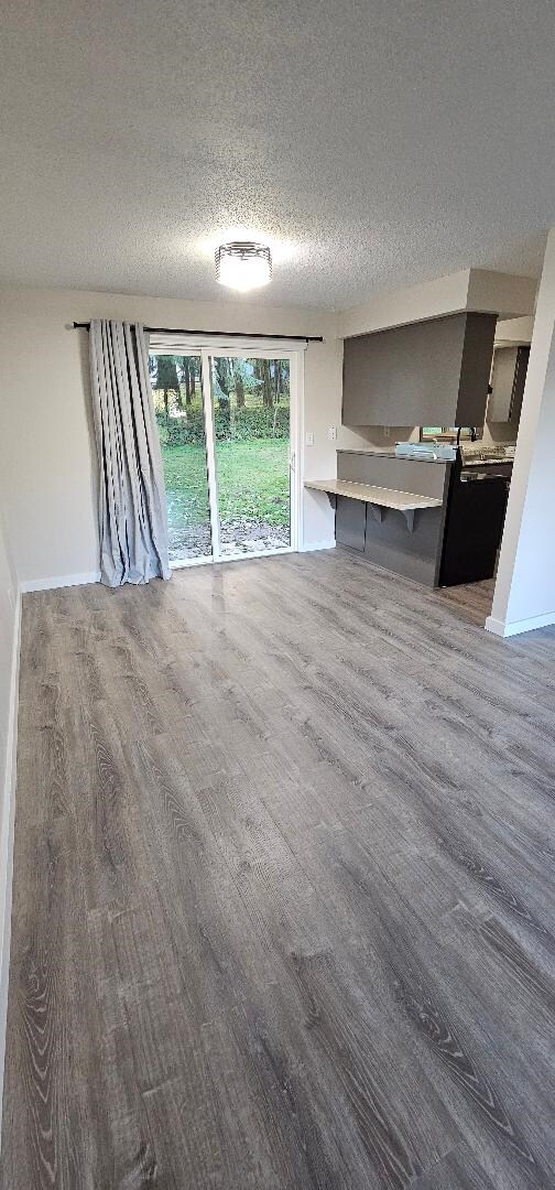 Photo - 34230 Pittsburg Rd