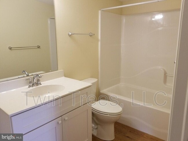 Photo - 5937 King St Unit Apt. A