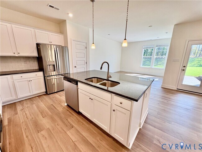 Photo - 18754 Palisades Rdg