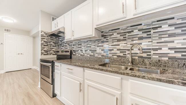 Crystal Heights Apartments