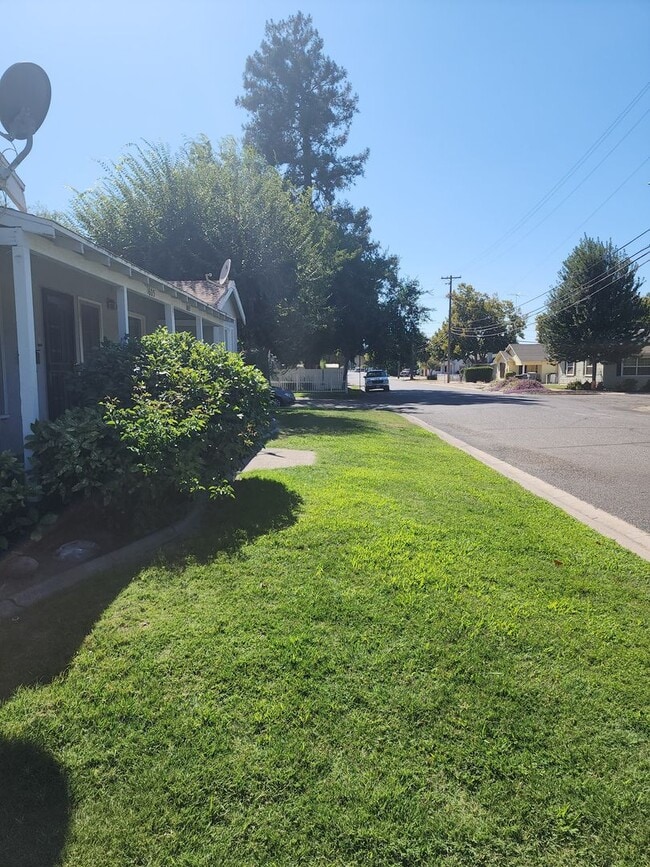 Photo - Escalon cute 2 bedroom duplex w/garage