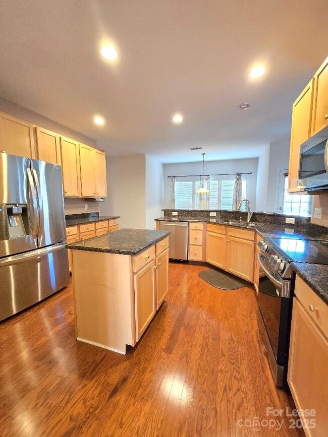 Photo - 8221 Brookings Dr