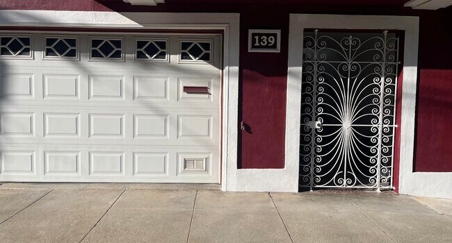 Building Photo - 139 Ripley St Unit 139B