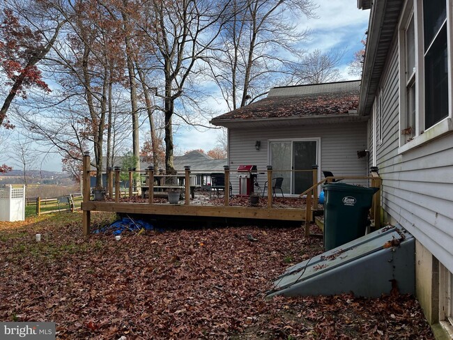 Photo - 89 Upper Valley Rd House