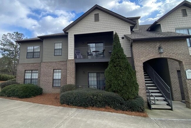 Building Photo - 104 Riverhaven Pl