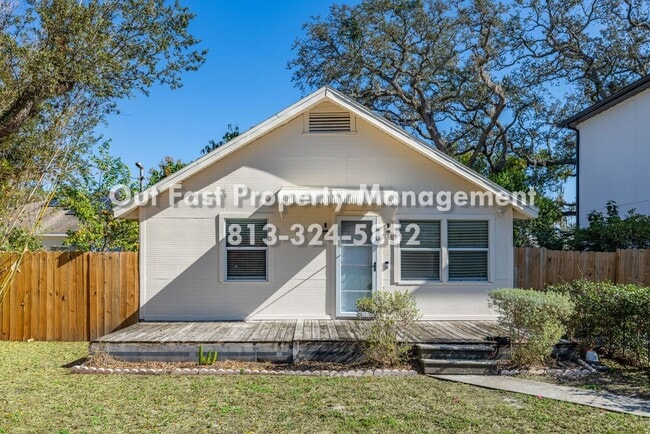 Photo - Private Yard Living with Recent Upgrades in Central Tampa