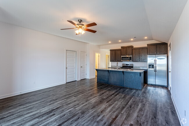 3HAB, 2BA - 1,483 ft²