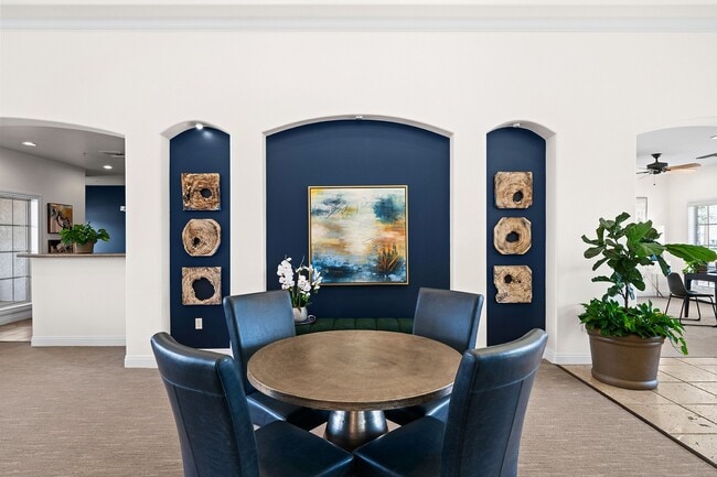 Photo - Barton Vineyard Apartments