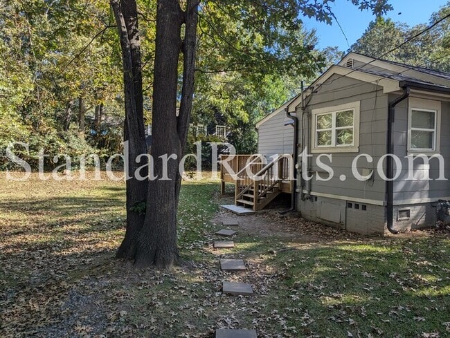 Photo - Cute Bungalow in Colonial Hills Neighborhood