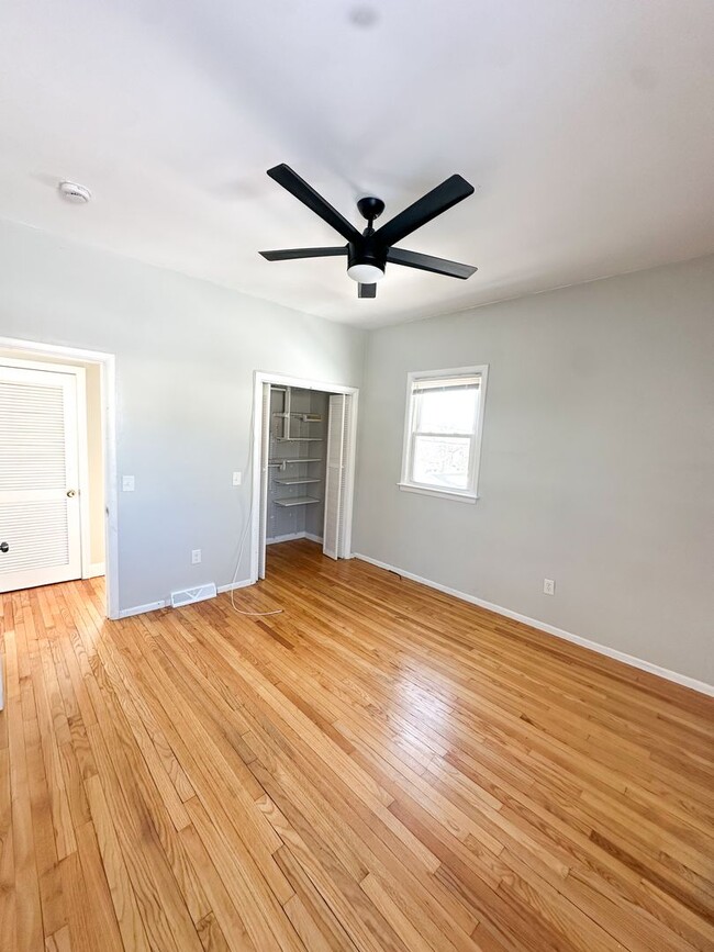 Photo - 1559 Smith St Unit #2