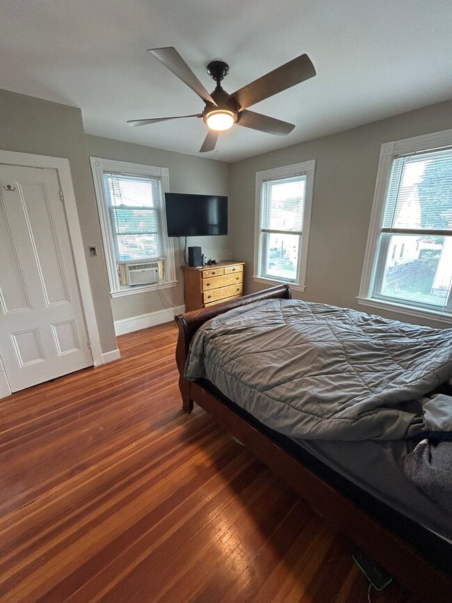 Photo - 77 Bigelow St