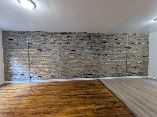 Photo - 2332 N Spaulding Ave Unit 1A