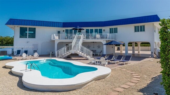 Building Photo - 7760 Aviation Blvd Rental