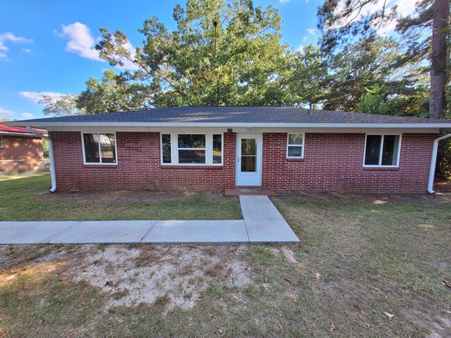 Building Photo - 203 Naomi Dr Rental