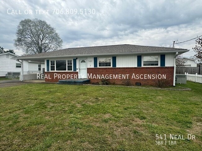 Building Photo - 541 Neal Dr