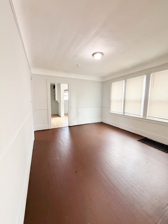 Photo - 14600 Strathmoor St