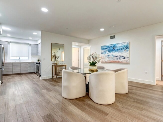 Photo - 1330 Federal Ave Unidad 104