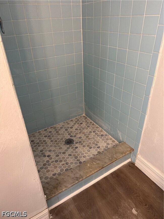 Photo - 1830 Maravilla Ave Unit 811