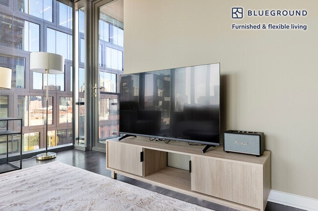 730 W Couch Pl Unit SI FL12-ID1367
