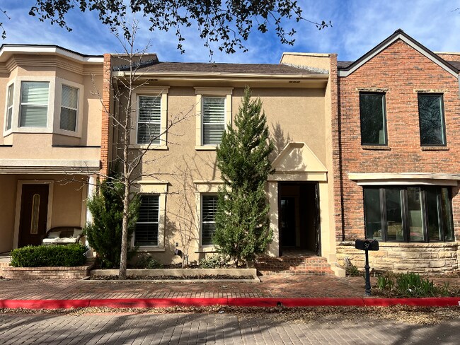 Photo - 37 Lafayette Pl