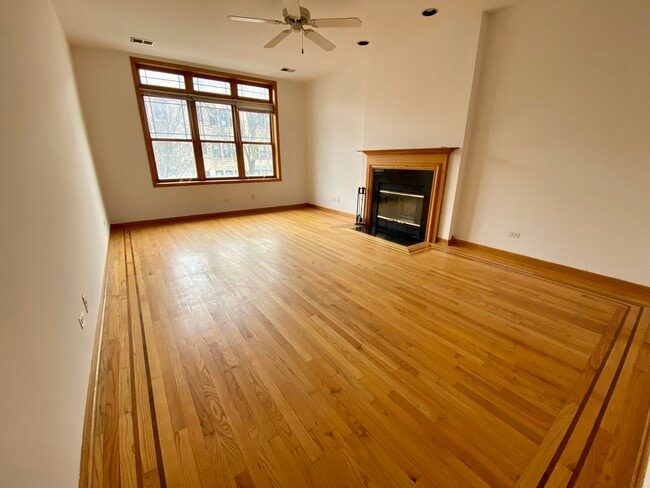 Photo - 4233 N Kenmore Ave Unit 2N