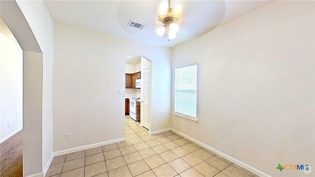 Building Photo - 308 Rinehardt St Rental