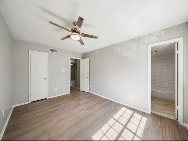 Photo - 9204 Campbell Rd
