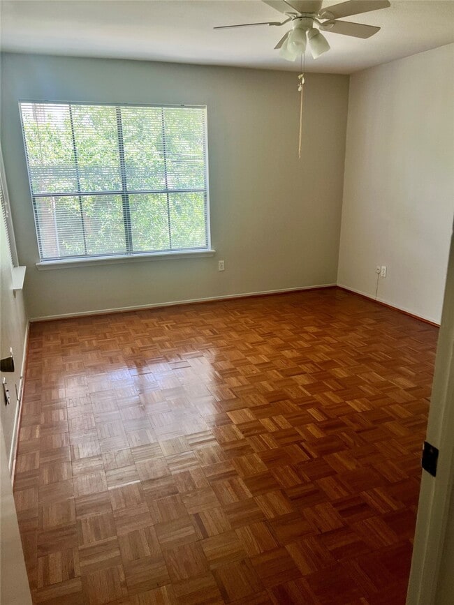 Photo - 5001 Lamonte Ln