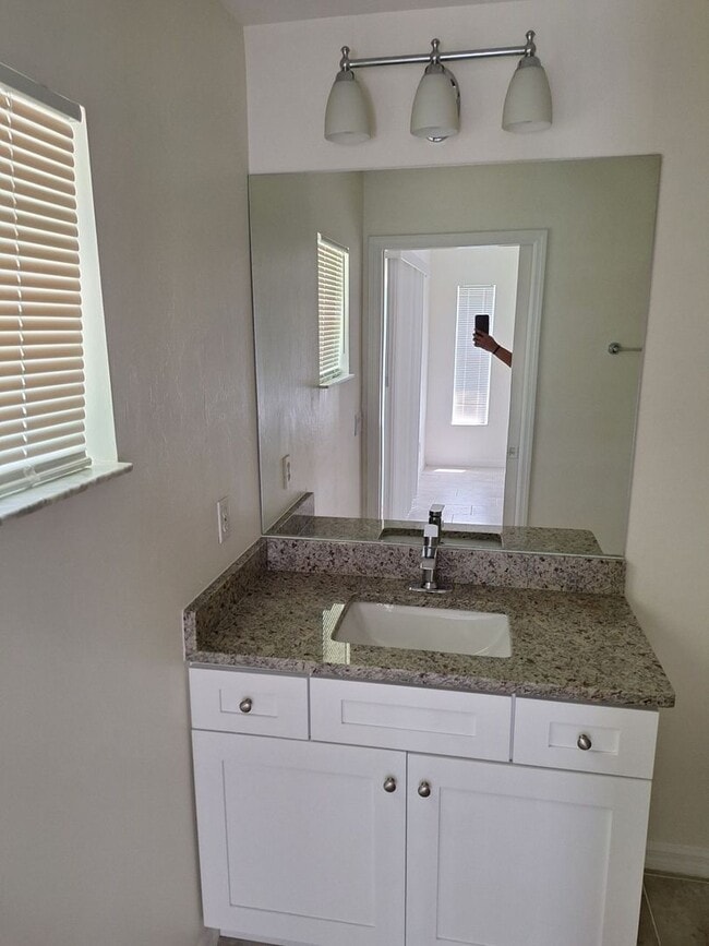 Photo - February Move In Special Unit 4613 29th St SW