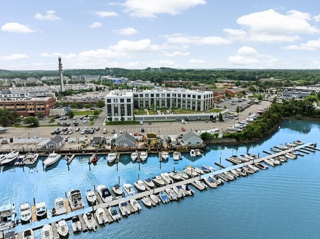 Building Photo - 10 Shipyard Dr Unit 517